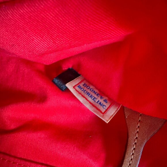 DOONEY & BOURKE Florentine British Tan Side Pocket Hobo - Picture 6 of 16